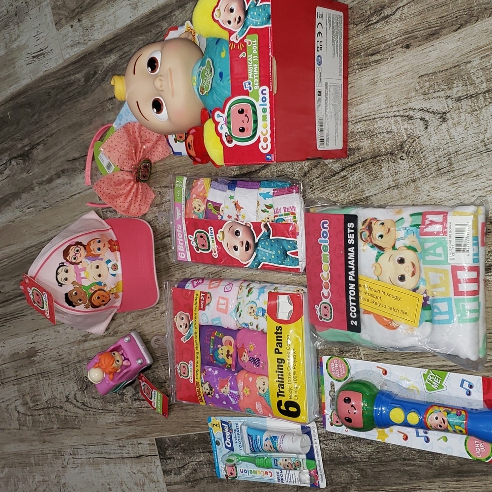Jj cocomelon girl bundle 9 items